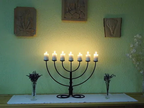 Judentum - Menora - 7armiger Leuchter